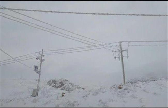 18 ساعت عملیات مداوم برای وصل کردن برق 10 روستا در بجنورد