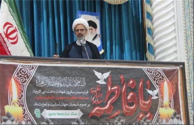 مسئولان، مردمی بودن را جزو اصلی وظایف خود بدانند