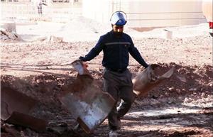 ضایعات موجود در واحد گل قرمز شرکت آلومینای ایران جمع آوری شد